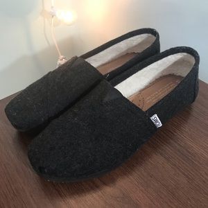TOMS Black Classic Wooly Fleece-lined Slip-on
